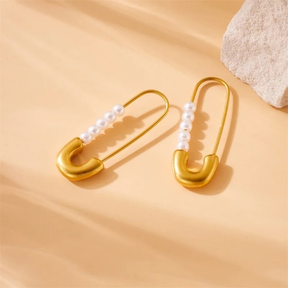 💛18k gold paper clip earrings💛 - Picture 8 of 8